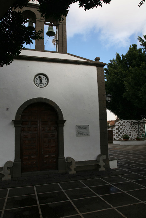 Gran Canaria, GC-60, Fataga, Kirche, Skulptur - mittelmeer-reise-und-meer.de