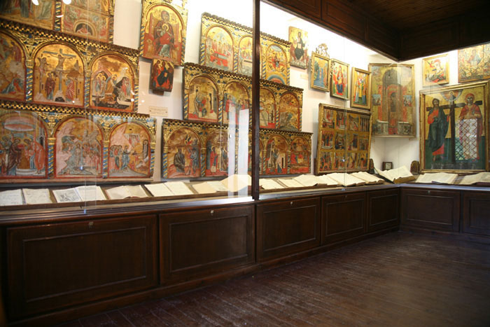 Korfu, Paleokastritsa, Kloster, Kirchenaltar, Ikonen - mittelmeer-reise-und-meer.de