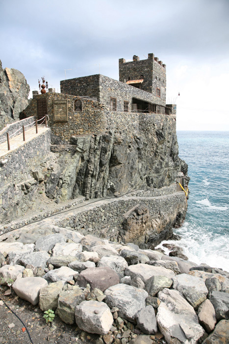 La Gomera, Playa de Vallehermoso, Castillo del Mar, Panorama, Bucht - mittelmeer-reise-und-meer.de