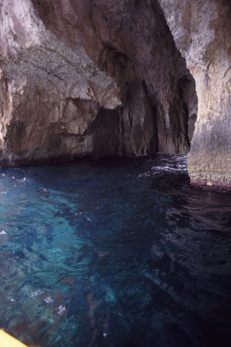 Malta, Blaue Grotte, Bootstour, Fotos 3, 4, 5,  Blick Höhle - mittelmeer-reise-und-meer.de