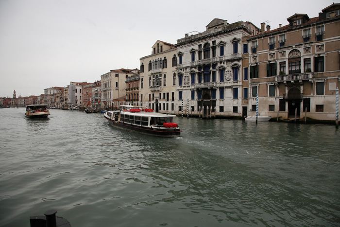 Venedig, Wasserbus-Rundfahrt, Canal Grande, Calle del Traghetto (4) - mittelmeer-reise-und-meer.de