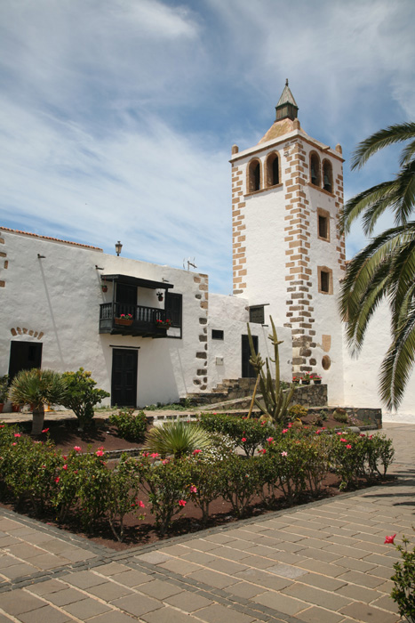 Fuerteventura, Betancuria, Iglesia de Betancuria, Glockenturm - mittelmeer-reise-und-meer.de