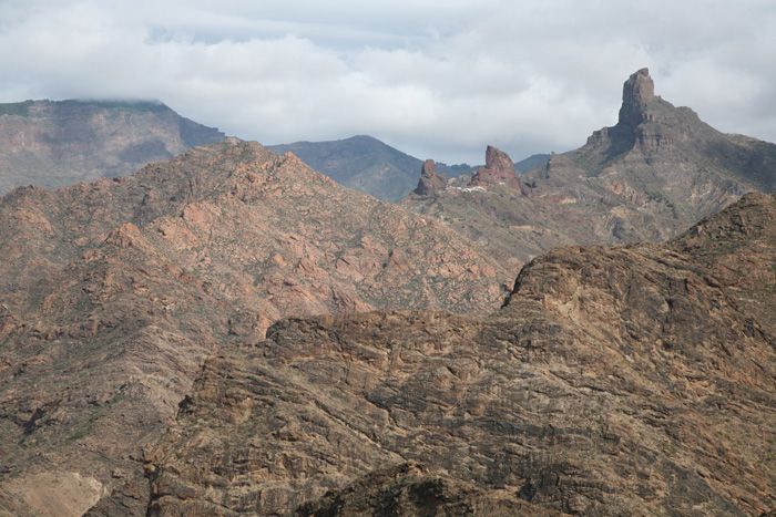 Gran Canaria, GC-606, Die Berge Richtung Nordwesten, Windmühle, km 11 - mittelmeer-reise-und-meer.de