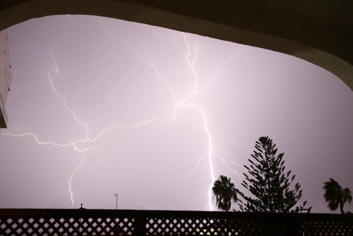 Gran Canaria, Playa del Ingles, Gewitter vor Gran Canaria - mittelmeer-reise-und-meer.de