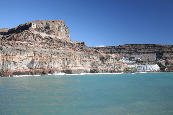 Gran Canaria, Puerto de Mogan, Blick auf die GC-500 - mittelmeer-reise-und-meer.de