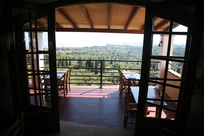 Korfu, Agios Markos, Eingang in die  Panorama Bar - mittelmeer-reise-und-meer.de