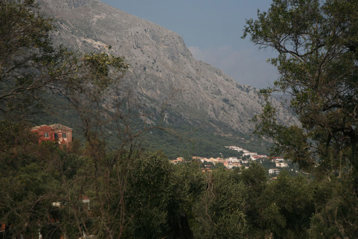 Korfu, Nordteil, Ostküste, Kassiopi, Barmpati Beach - mittelmeer-reise-und-meer.de