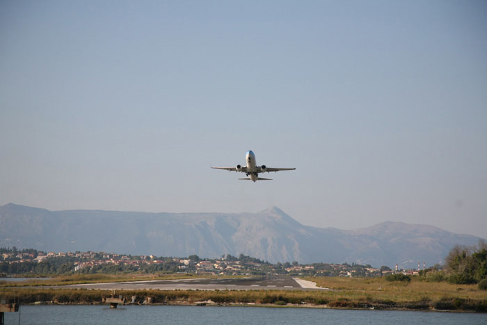 Korfu, Lefkimmi, Molos, Perama, Flughafen Start Rückflug - mittelmeer-reise-und-meer.de