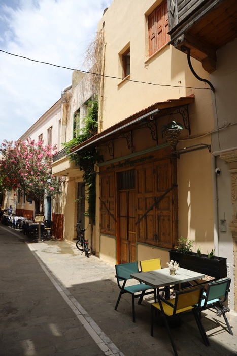 Kreta, Rethymno, Altstadt, Plateia Titou Petichaki - mittelmeer-reise-und-meer.de