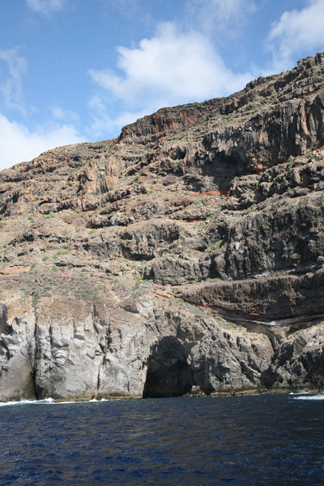 La Gomera, Bootstour Süden, Steilküste (4-6) - mittelmeer-reise-und-meer.de La Gomera, Bootstour Süden, Steilküste (4-6) - mittelmeer-reise-und-meer.de
