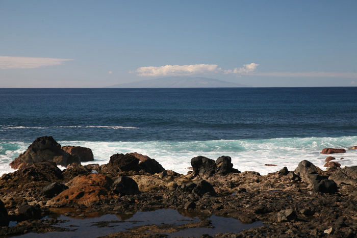 La Gomera, La Playa, Blick auf den Atlantik, Kunstwerk mit Anker - mittelmeer-reise-und-meer.de