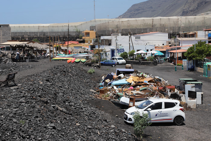 La Palma, El Remo, Sperrmüll - mittelmeer-reise-und-meer.de