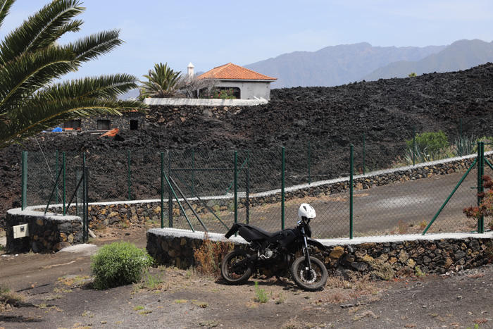 La Palma, LP-211, Carretera el Hoyo Todoque, Haus im Lavastrom - mittelmeer-reise-und-meer.de