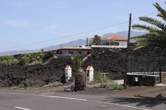La Palma, LP-211, Carretera el Hoyo Todoque, Haus im Lavastrom - mittelmeer-reise-und-meer.de