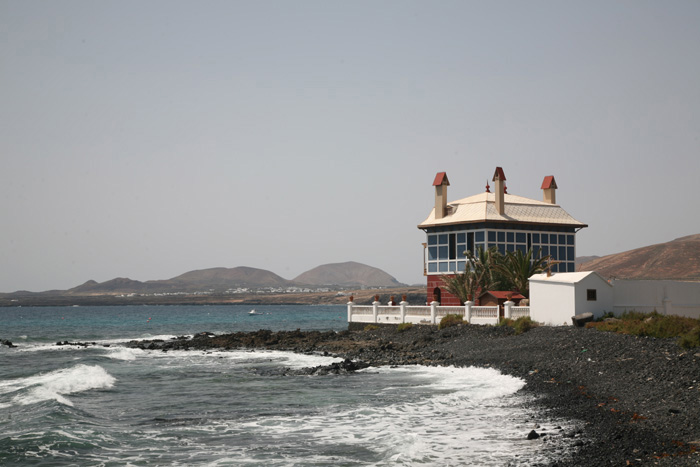 Lanzarote, Arrieta, Blaues Haus - mittelmeer-reise-und-meer.de