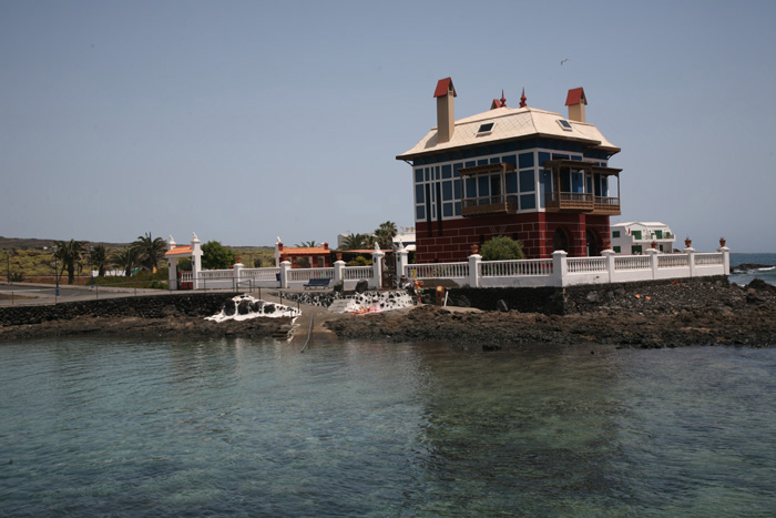 Lanzarote, Arrieta, Blaues Haus - mittelmeer-reise-und-meer.de