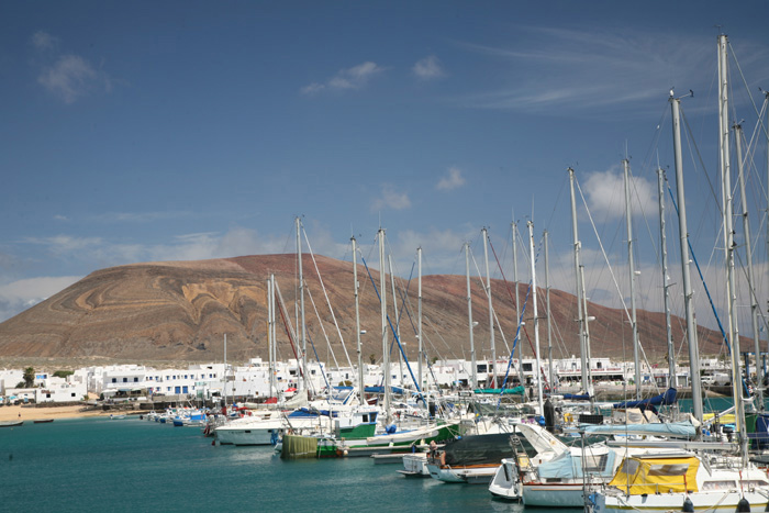 Lanzarote, Isla Graciosa, Marina in Caleta del Sebo - mittelmeer-reise-und-meer.de