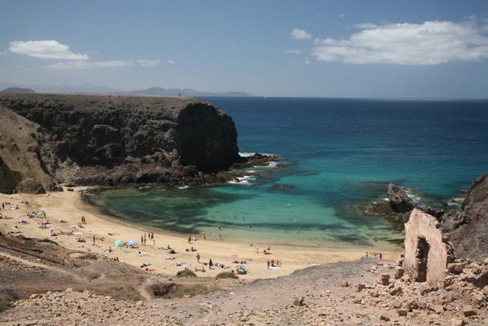 Lanzarote, Papagayo Strände, Playa Papagayo, Blick Fuerteventura - mittelmeer-reise-und-meer.de