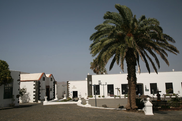 Lanzarote, Teguise, Sparkasse - mittelmeer-reise-und-meer.de