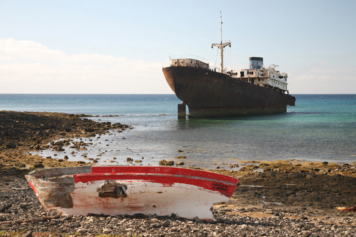 Lanzarote, Wrack Temple Hall - Telamon, Steuerbord-Seite - mittelmeer-reise-und-meer.de