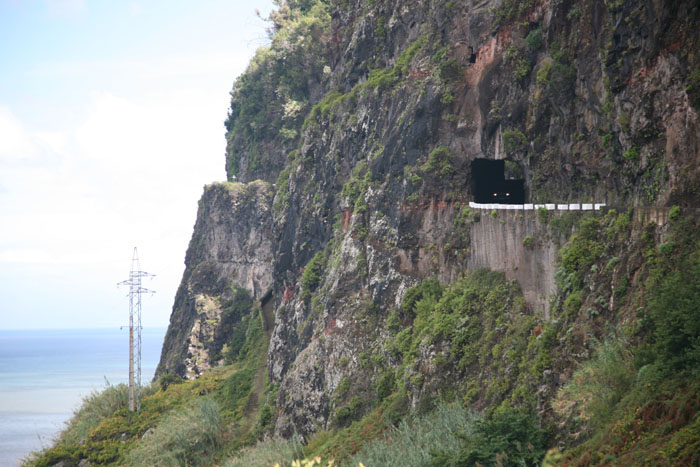 Madeira, Ponta Delgada, Steilküste - mittelmeer-reise-und-meer.de