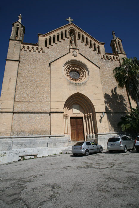 Mallorca, Arta, Wehrkirche, Eingangsportal - mittelmeer-reise-und-meer.de