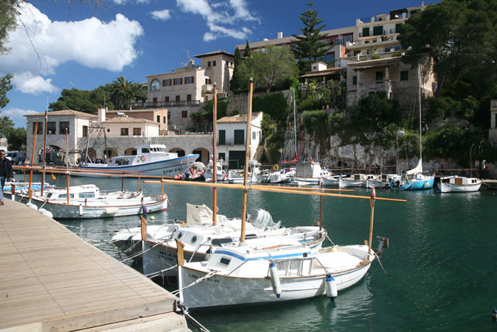 Mallorca, Cala Figuera, Einfahrt Sportboothafen - mittelmeer-reise-und-meer.de