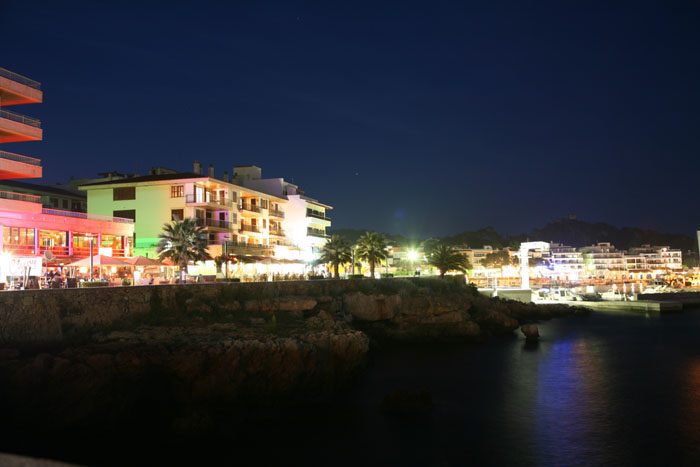 Mallorca, Cala Ratjada, Nachtleben am Passeig de Colon - mittelmeer-reise-und-meer.de