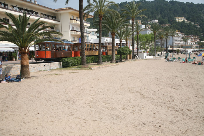 Mallorca, Port de Soller, Historische Straßenbahn im südlichen Teil - mittelmeer-reise-und-meer.de