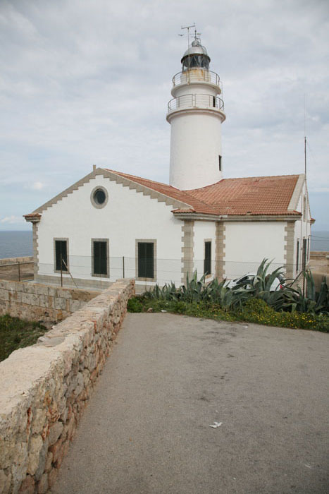 Mallorca, Leuchtturm Punta de Capdepera, Zufahrt - mittelmeer-reise-und-meer.de