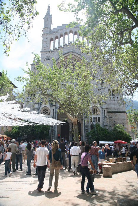 Mallorca, Soller, Pfarrkirche Sant Bartomeu - mittelmeer-reise-und-meer.de