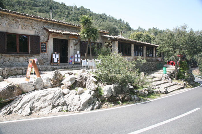 Mallorca, Ma-10, Traumstraße von Mallorca, Blick auf Restaurante Escorca - mittelmeer-reise-und-meer.de