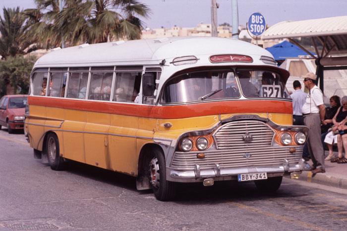 Malta, Malta Bus, Deutz der Linie 627, Frontansicht, in Marsaxlokk - mittelmeer-reise-und-meer.de