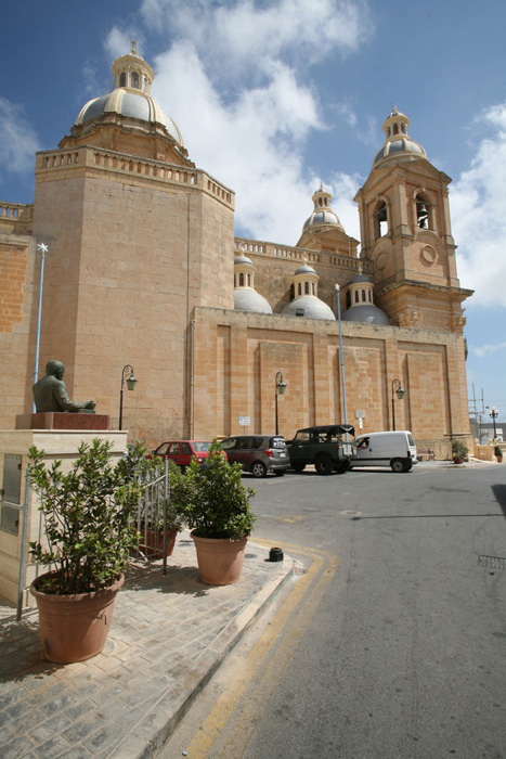 Malta, Dingli, St. Mary´s Church, Eingangs-Portal - mittelmeer-reise-und-meer.de
