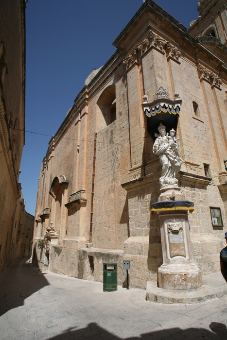 Malta, Mdina, Carmelite Church, Triq San Pietru - mittelmeer-reise-und-meer.de