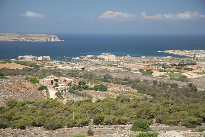 Malta, St. Agatha´s Tower, The Red Tower, Blick Comino, Marfa Ridge - mittelmeer-reise-und-meer.de