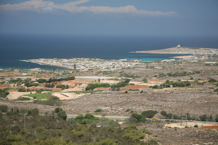 Malta, St. Agatha´s Tower, The Red Tower, Blick Comino, Marfa Ridge - mittelmeer-reise-und-meer.de