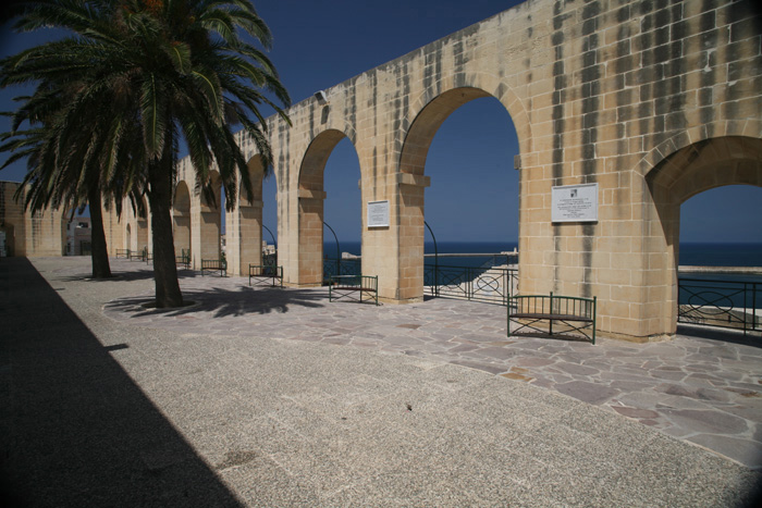 Malta, Valletta, Lower Barrakka Gardens, Springbrunnen, Statue - mittelmeer-reise-und-meer.de