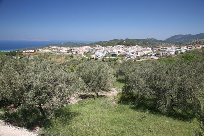 Rhodos, Embona, Weg zum Attavyros, Blick auf Chalki - mittelmeer-reise-und-meer.de