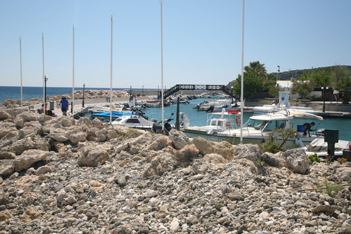 Rhodos, Faliraki, Kapelle am Fischereihafen - mittelmeer-reise-und-meer.de