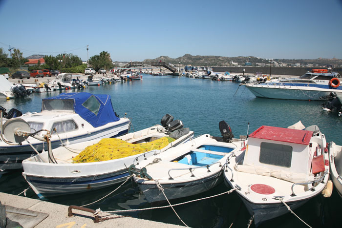 Rhodos, Faliraki, Fischereihafen, Fischerboote - mittelmeer-reise-und-meer.de