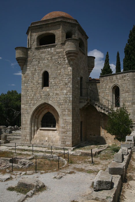 Rhodos, Filerimos, Kloster-Kirche, Taufbecken - mittelmeer-reise-und-meer.de