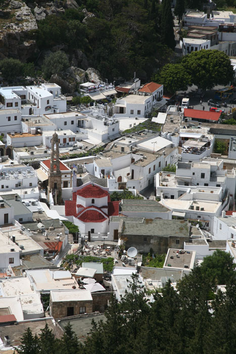 Rhodos, Lindos, Blick von der Akropolis auf Lindos, Panagia-Kirche - mittelmeer-reise-und-meer.de