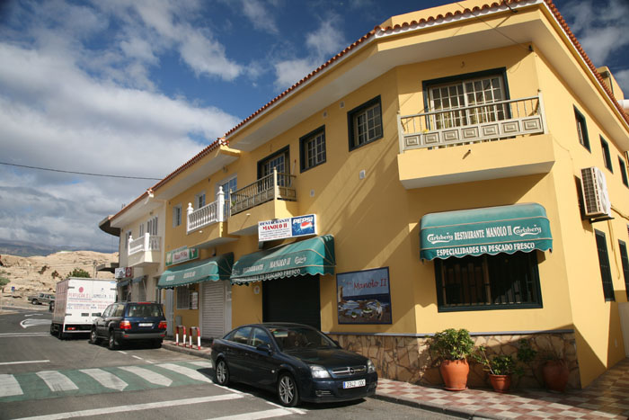 Teneriffa, San Miguel de Tajao, Geöffnete Fischrestaurants am Abend - mittelmeer-reise-und-meer.de