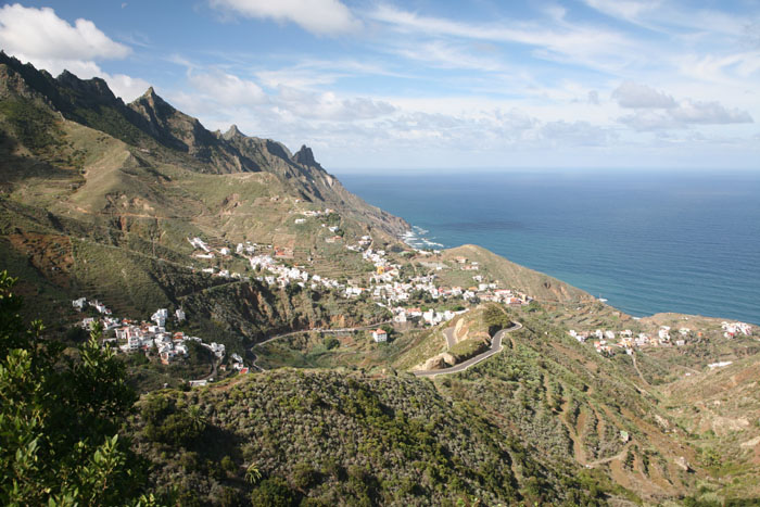 Teneriffa, TF-134, km 3,1, Blick Taganana, Anagagebirge - mittelmeer-reise-und-meer.de