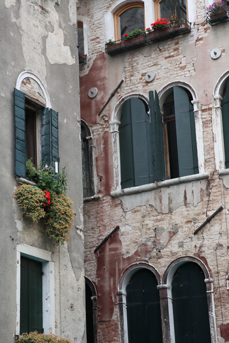 Venedig, Rundgang durch die Altstadt von Venedig, (2) Verfall - mittelmeer-reise-und-meer.de