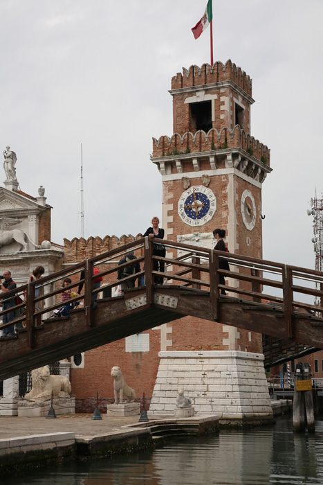 Venedig, Arsenale, Kanal durch die Brücke Fondamenta de l`Arsena - mittelmeer-reise-und-meer.de