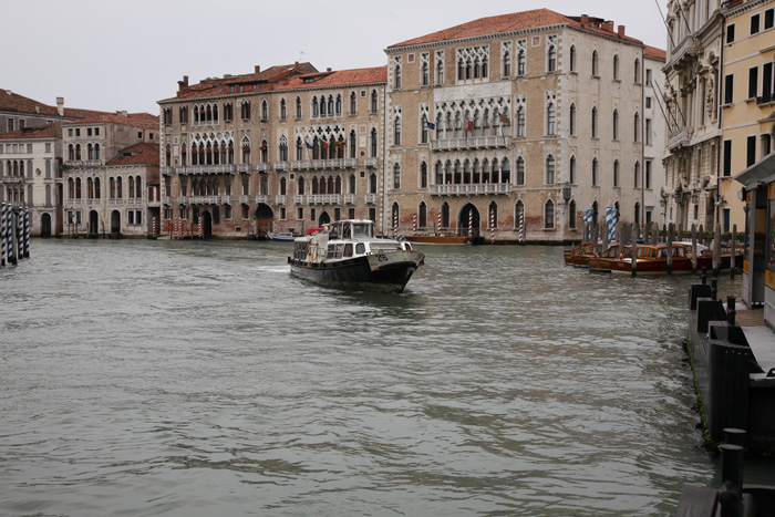 Venedig, Wasserbus-Rundfahrt, Station S. Toma (1) - mittelmeer-reise-und-meer.de