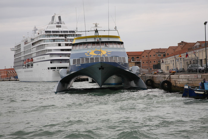 Venedig, Wasserbus-Rundfahrt, Fähre 'Prince of Venice' im Hafen von Venedig (11) - mittelmeer-reise-und-meer.de